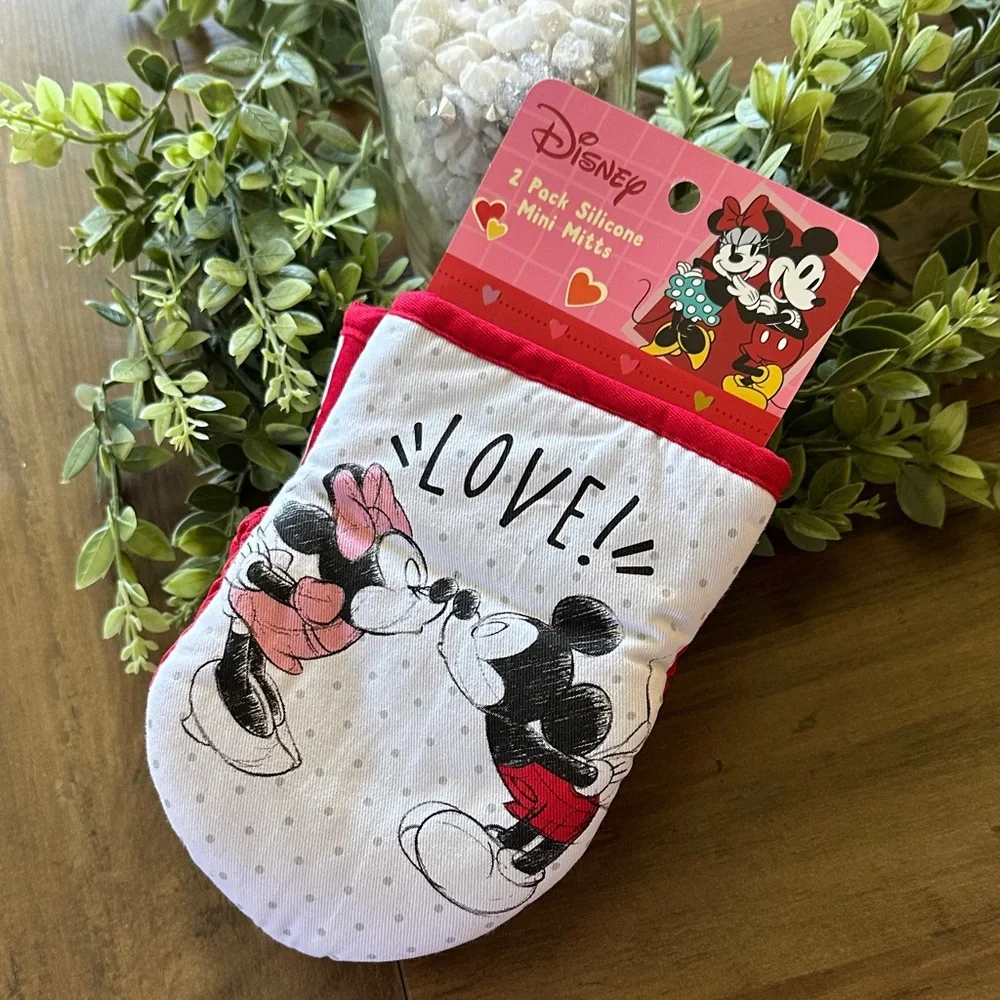Disney Love Mickey and Minnie Mittens - Red and White